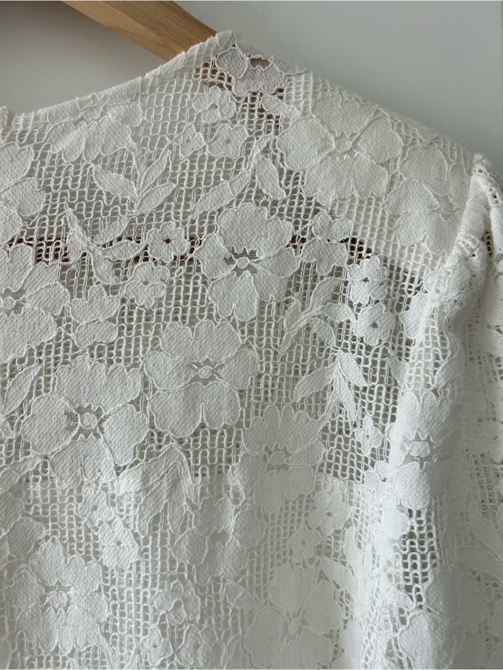 dRA Los Angeles White Floral Long Sleeve Lace Maxi Dress Size M - Picture 7 of 10